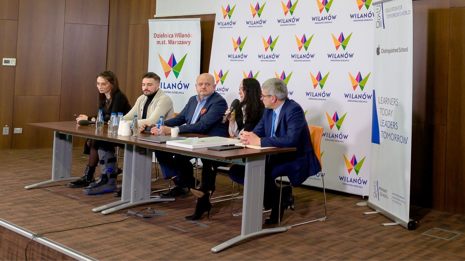 Konferencja prasowa Edison Primary School w Urzędzie Dzielnicy Wilanów