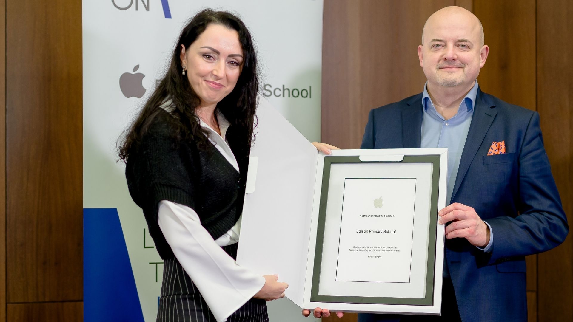 Konferencja prasowa Edison Primary School w Urzędzie Dzielnicy Wilanów